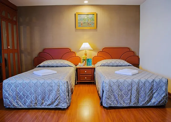 Hotel Baiyoke 3*
