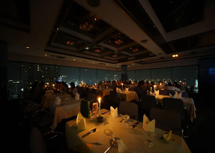 Hotel Baiyoke 3*
