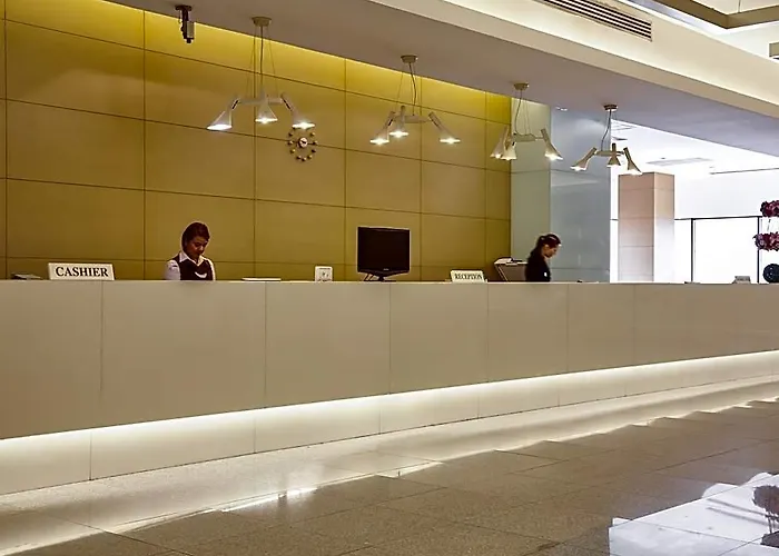 Hotel Baiyoke 3*